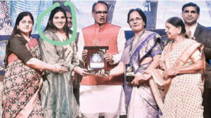 Champu Ajmera's wife Yogita brought respect to women from the Chief Minister!