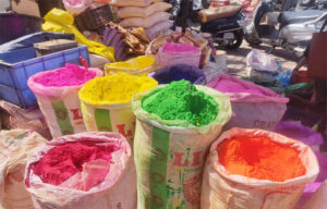 This time the festival of colors will be celebrated with 200 tons of colors and gulal.