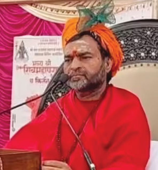 उत्तम स्वामी की मुसीबतें बढ़ी, इंदौर में भी पहाड़ी जमीन पर कब्जा