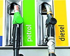 30 अप्रैल को बढ़ेंगे पेट्रोल-डीजल पर 5 रुपए लीटर
